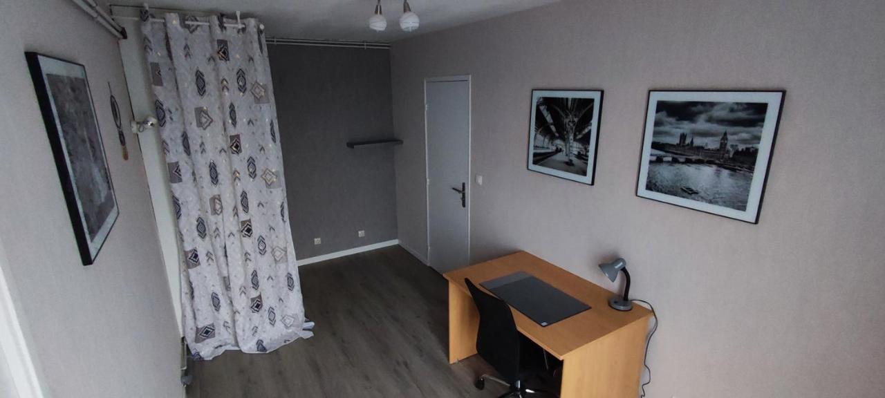 Chez Romain, Appartement Proche Commerces Et Centre Ville Avec Wifi Verdun-sur-Meuse Kültér fotó